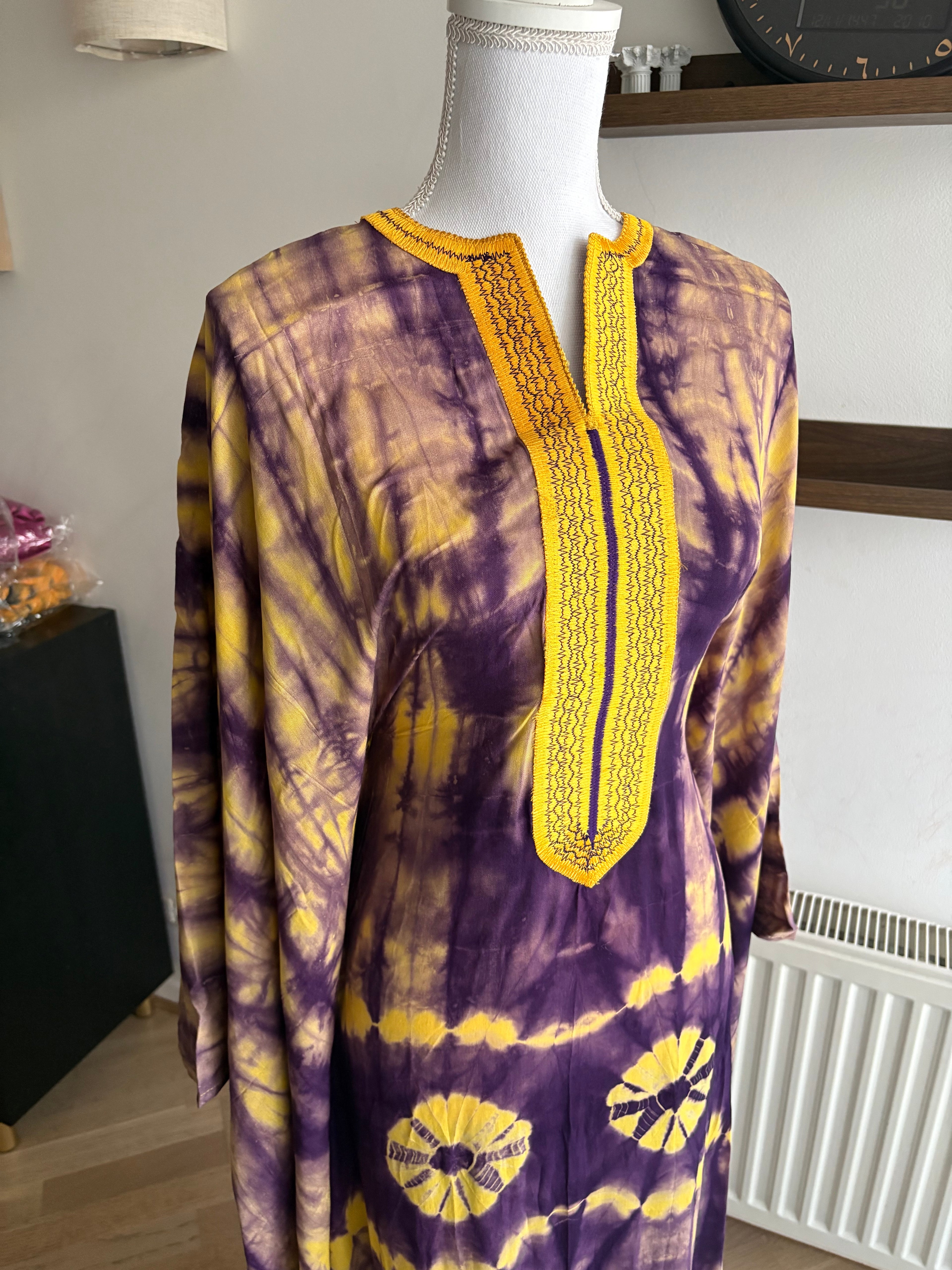 Robe Bayti